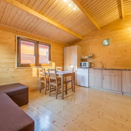 Osada Nad Dziwna Nad Morzem Nyaraló *